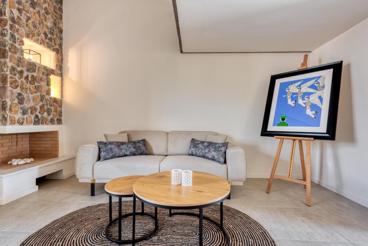 Saronis Suites Saronida Ngoại thất bức ảnh
