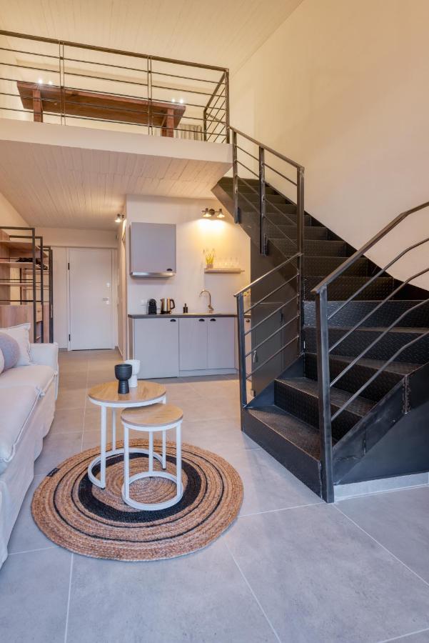 Saronis Suites Saronida Ngoại thất bức ảnh