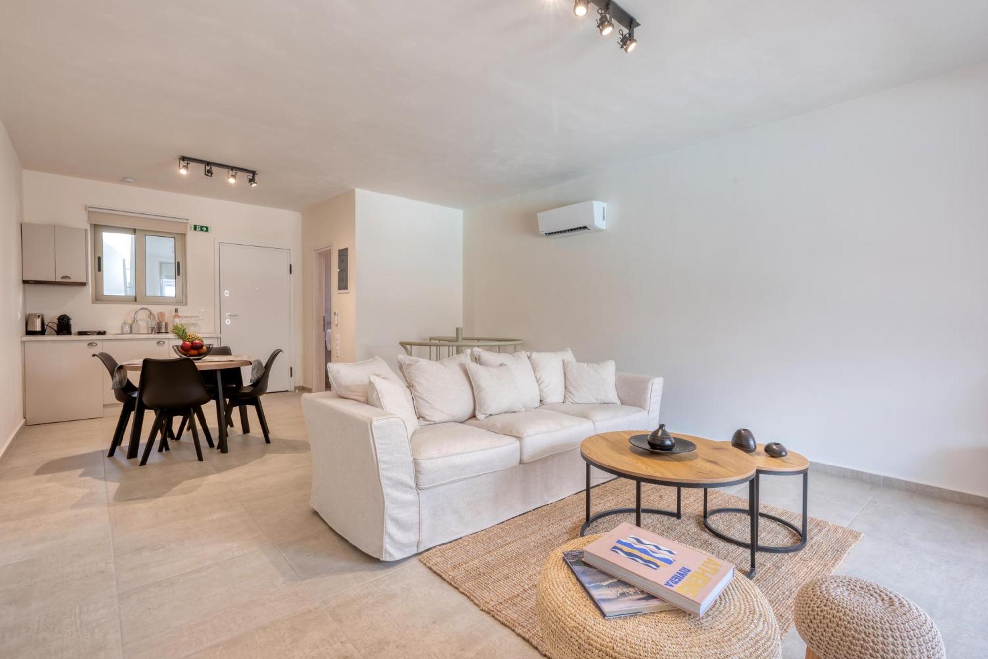 Saronis Suites Saronida Ngoại thất bức ảnh