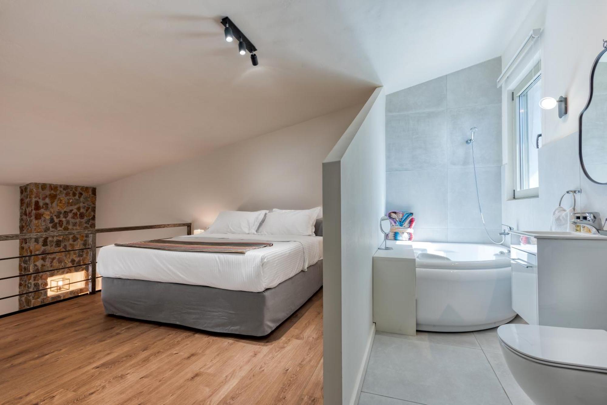 Saronis Suites Saronida Ngoại thất bức ảnh