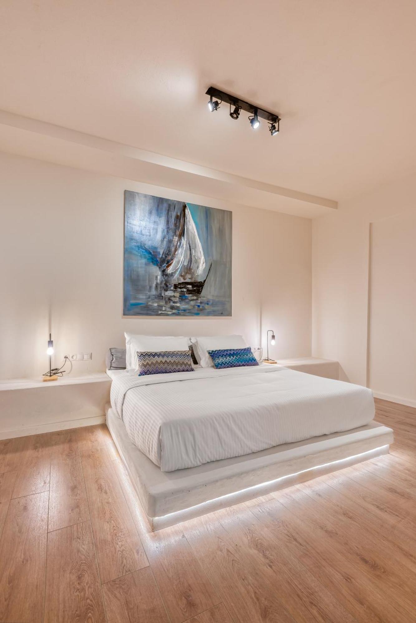 Saronis Suites Saronida Ngoại thất bức ảnh