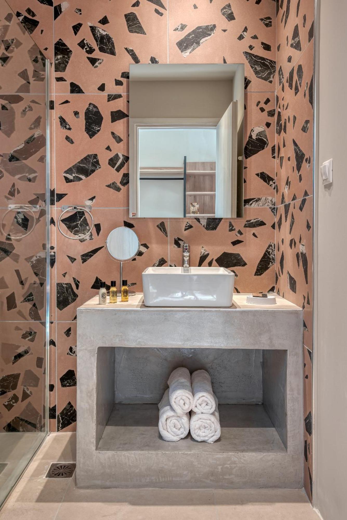 Saronis Suites Saronida Ngoại thất bức ảnh