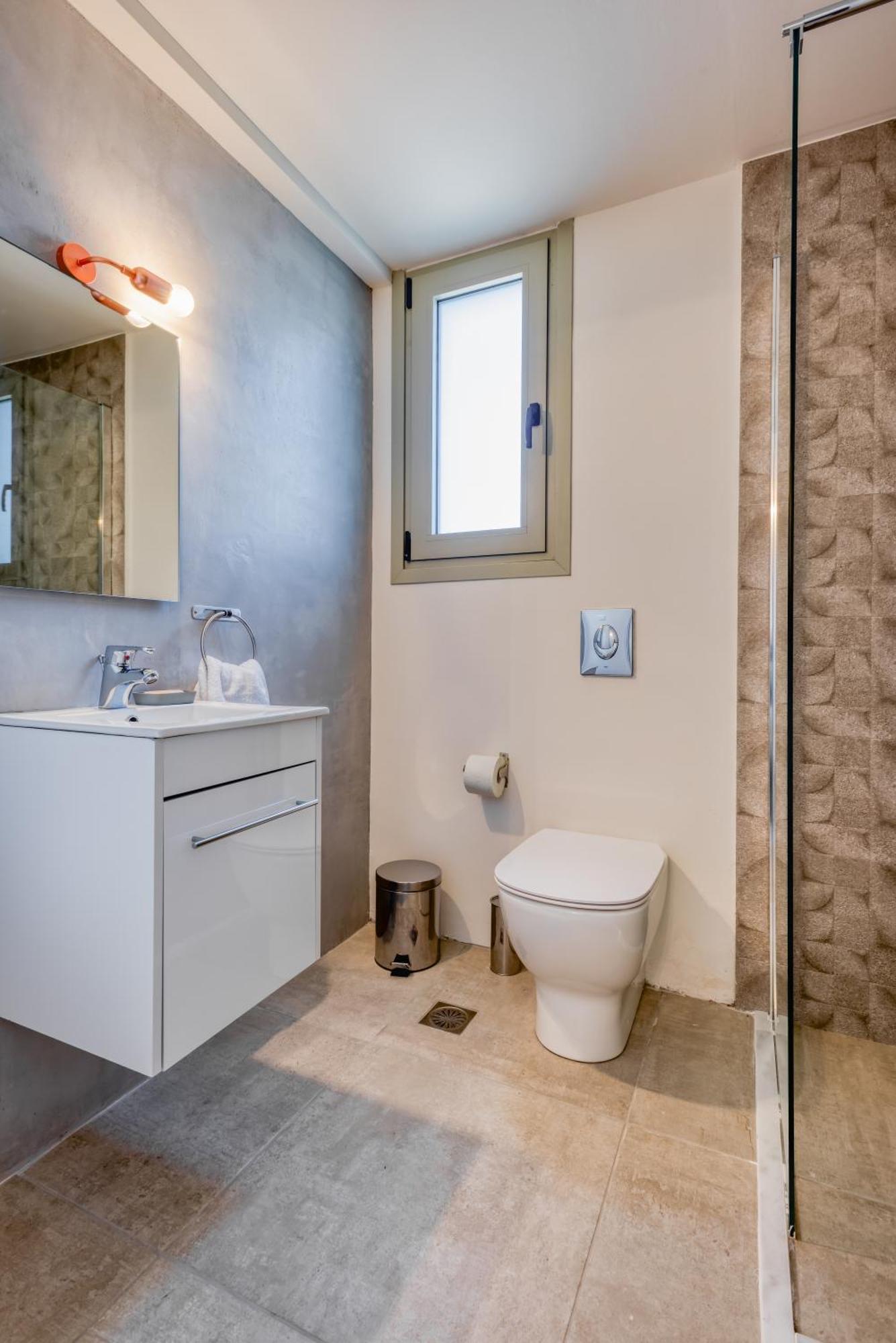 Saronis Suites Saronida Phòng bức ảnh